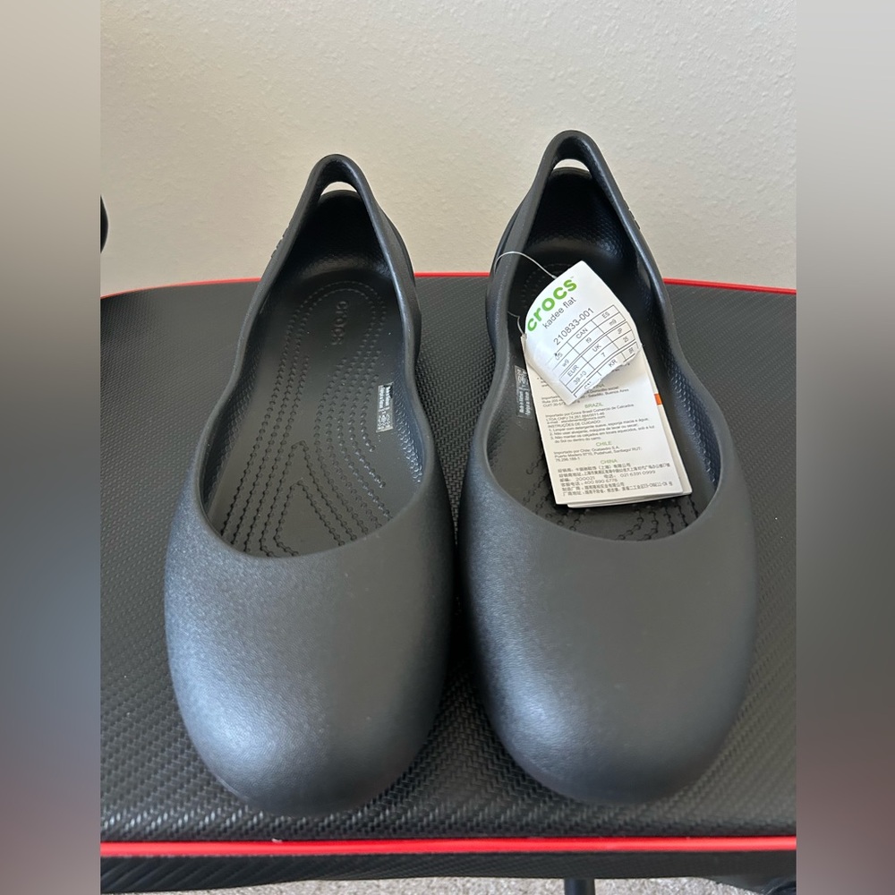 Kadee Crocs Black Slip-On Flats